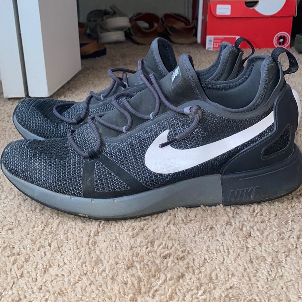 Men’s Nike Duel Racer